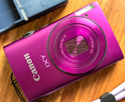 Eccellente fotocamera digitale